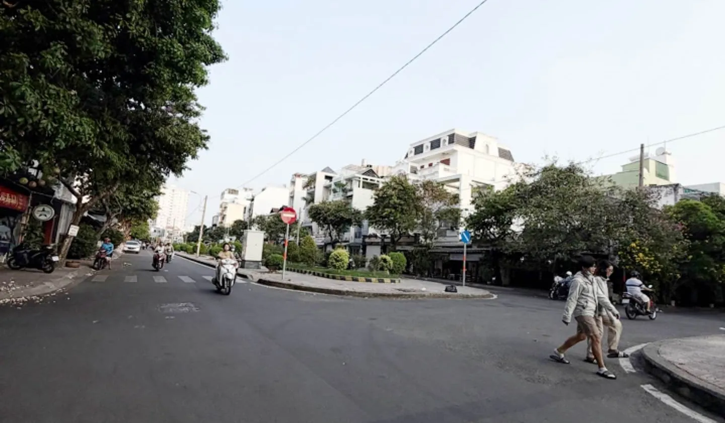 Bán nhà mặt phố Hiền Vương 2 tầng 79.2m2, giá 13.5 tỷ... Bán nhà mặt phố tại Phú Thạnh, Hồ Chí Minh 01