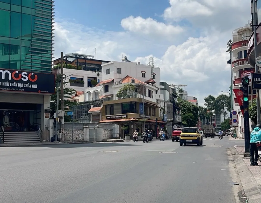 Bán nhà 3 tầng 6 phòng ngủ -út tịch-Tân Sơn Nhất, Tân Bình... Bán nhà mặt phố tại Tân Sơn Nhất, Hồ Chí Minh 01