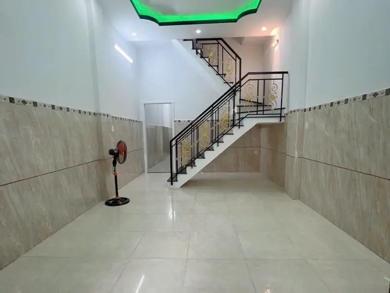 Cơ hội hiếm có sở hữu ngay nhà 2 tầng mặt tiền rộng, xe tải tránh ở Bình Tân... Bán nhà riêng tại Bình Hưng Hòa, Hồ Chí Minh 01