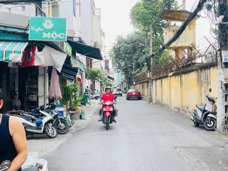 Nhà 3 tầng diện tích 50.5m2 quận trung tâm giá 12.8 tỷ... Bán nhà riêng tại Hòa Hưng, Hồ Chí Minh 01
