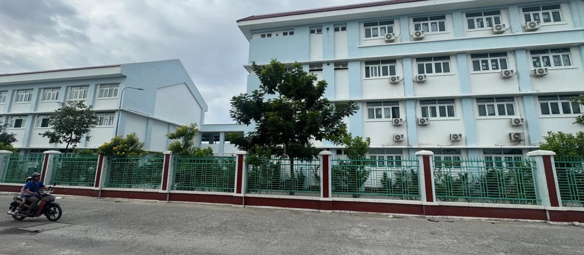 Bán nhà riêng 5 tầng có thang máy tại Bình Trị Đông, nhà mặt phố rộng 10m, gần trường học... Bán nhà riêng tại Bình Trị Đông, Hồ Chí Minh 01