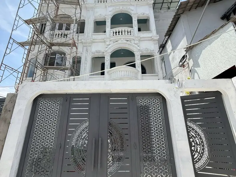 Bán nhà riêng 4 tầng 133m² hai mặt hẻm xe hơi tại Phường 6, Quận 8... Bán nhà riêng tại Bình Đông, Hồ Chí Minh 01