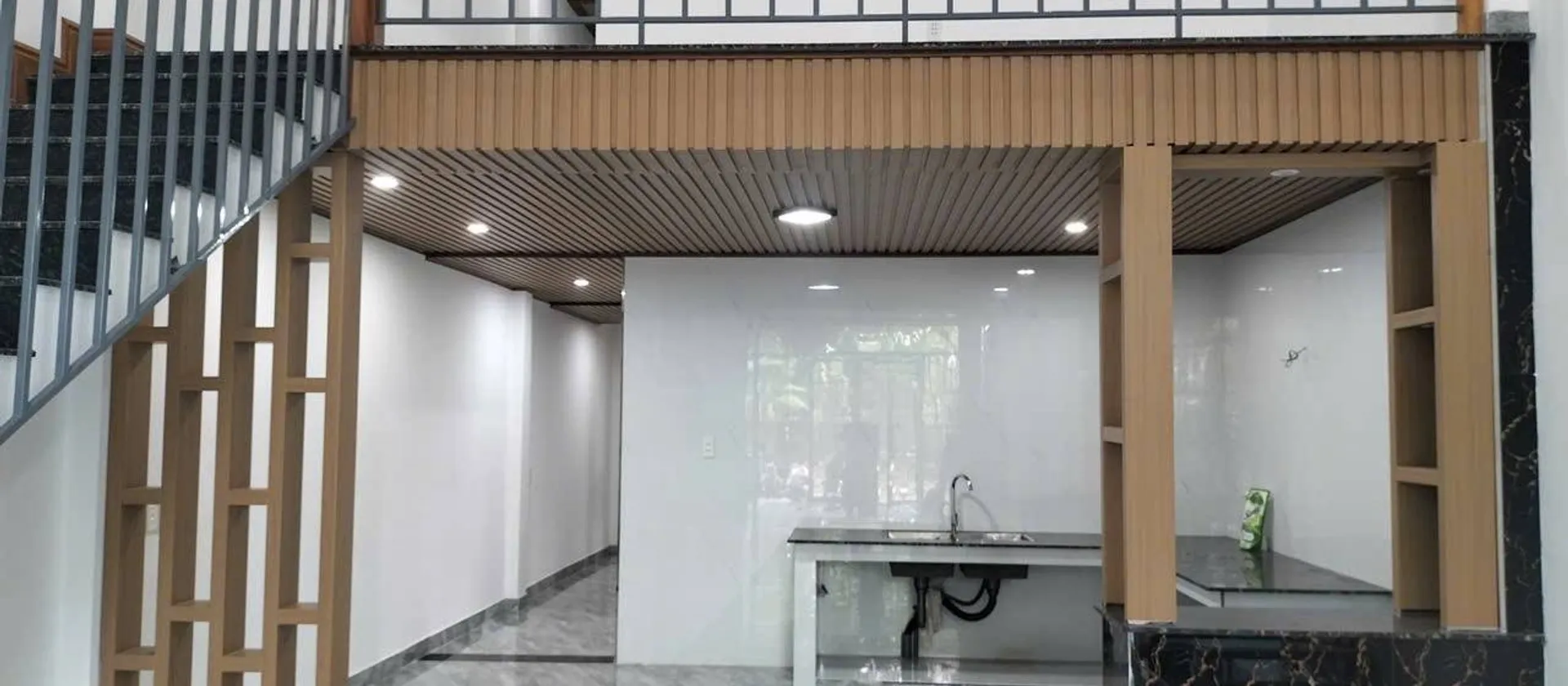 107,5M². NGANG 5M. GÁC LỬNG. 6,95 TỶ.... Bán nhà mặt phố tại Hòa Xuân, Đà Nẵng 01
