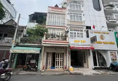 Bán gấp nhà mặt tiền Q10 - đối diện SVĐ Thống Nhất, gần bv Y Dược, Chợ Rẫy, Răng hàm mặt trung ương... Bán nhà mặt phố tại Diên Hồng, Hồ Chí Minh 03