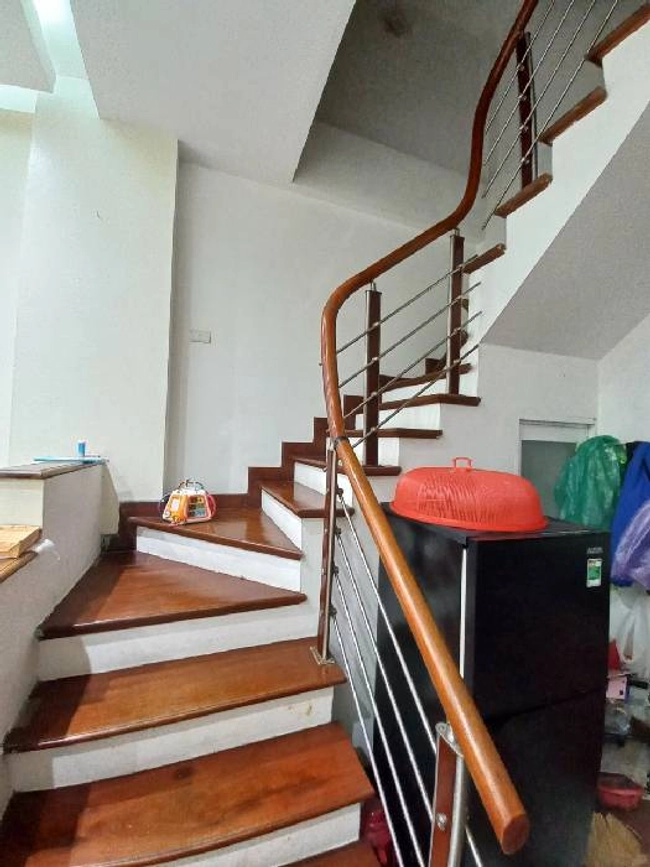 HIẾM – Ô TÔ 5M – DÂN XÂY – HAI BÀ TRƯNG tại Hà Nội 02