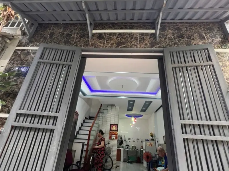 Nhà tâm huyết , Gần trục lê văn quới , DT ngang 4m dài hơn 8m kết cấu 2 tầng phù hợp để ở lâu dài... Bán nhà riêng tại Bình Hưng Hòa, Hồ Chí Minh 01