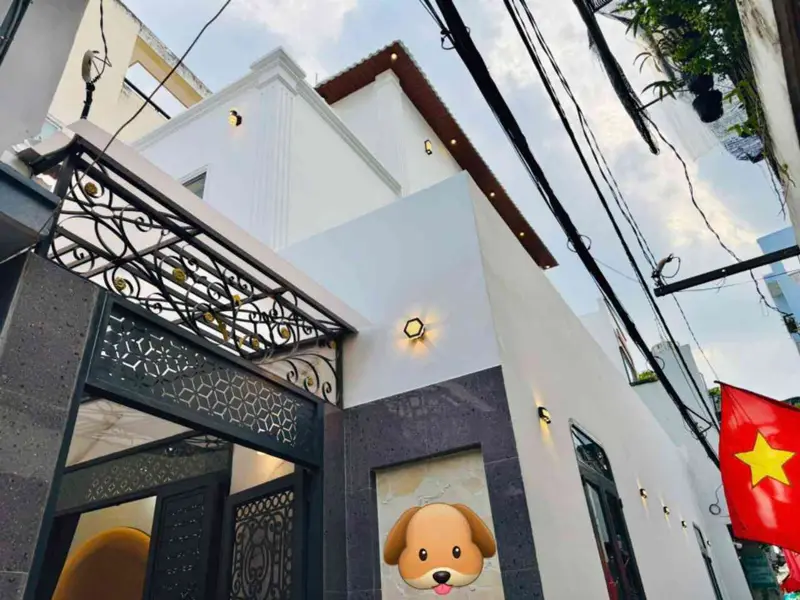 Viết
🍀 NHÀ PHỐ 89M² • 3 TẦNG • 4 PHÒNG NGỦ • NỘI THẤT CAO CẤP • GÒ VẤP
🏡 Diện tích Ngang 6.5m²... Bán nhà riêng tại Thông Tây Hội, Hồ Chí Minh 01
