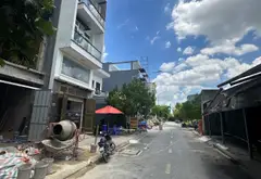 LÔ ĐẤT SÁT MẶT TIỀN HÀ HUY GIÁP - DT 4 x 16 - HẺM NHỰA 12M THÔNG CÓ VỈA HÈ - GIÁ HƠN 4 TỶ TL... Bán đất tại An Phú Đông, Hồ Chí Minh 04