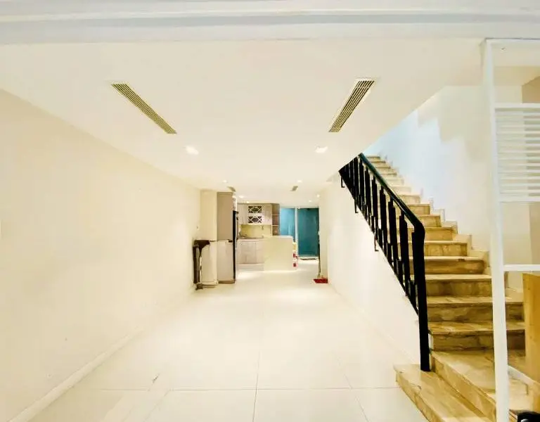 Cơ Hội Vàng Sở Hữu Nhà 6 Tầng Hiện Đại Gần Vạn Hạnh Mall Quận 10... Bán nhà riêng tại Hòa Hưng, Hồ Chí Minh 01
