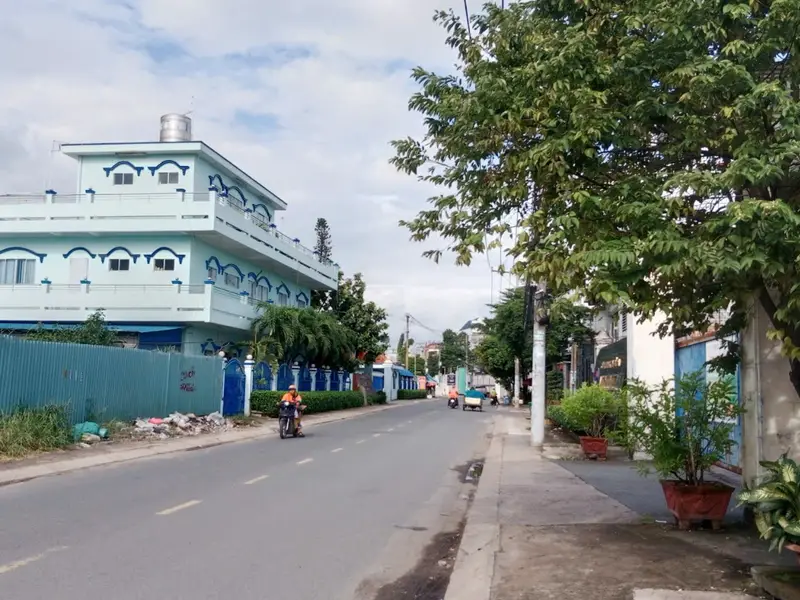 Nhà lô góc mặt tiền kinh doanh cực đỉnh, 2 tầng giá hợp lý... Bán nhà mặt phố tại Xuân Thới Sơn, Hồ Chí Minh 01