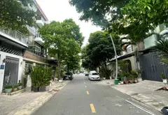 Bán nhà mặt phố Quận 7 - Nhà 4 tầng, 4 phòng ngủ, mặt tiền 5.8m giá 15.8 tỷ... Bán nhà mặt phố tại Phú Thuận, Hồ Chí Minh 01