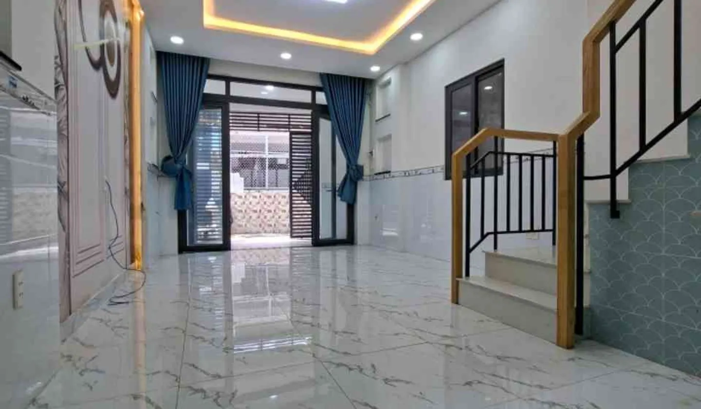 Nhà 2 tầng Gò Vấp khu trung tâm. Giá tốt, dễ dàng di chuyển, sẵn sàng ở ngay!... Bán nhà riêng tại Gò Vấp, Hồ Chí Minh 01