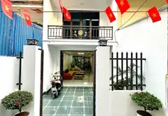 Nhà riêng 3 tầng độc lập với sân rộng và nội thất đầy đủ tại khu vực Trần Nguyên Hãn... Bán nhà riêng tại Lê Chân, Hải Phòng 01
