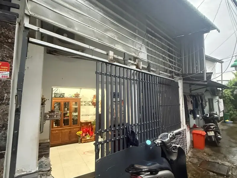Nhà Hẻm 3 Gác Rộng Rãi – Ở Gần Trung Tâm, Thuận Tiện Kinh Doanh... Bán nhà riêng tại Nhà Bè, Hồ Chí Minh 01