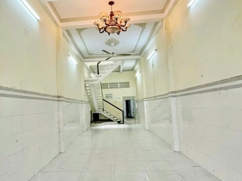 Nhà đẹp Tân Bình, hẻm ô tô, giá sập sàn... Bán nhà riêng tại Tân Hòa, Hồ Chí Minh 01