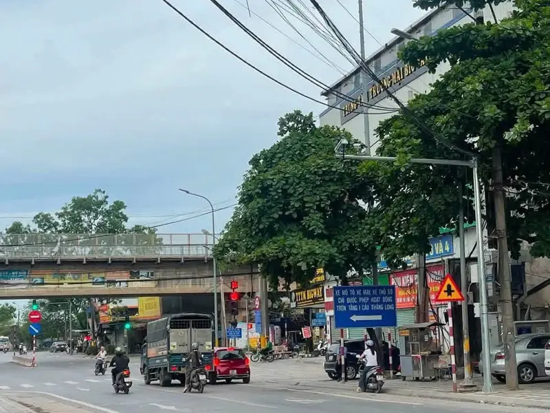 💥CHỦ CẦN TIỀN – GIẢM CHÀO TẬN 700 TRIỆU 💥
🔥 DUY NHẤT 1 LÔ CỔ ĐIỂN – TRỤC KINH DOANH – TÀI CHÍNH... Bán đất tại Vĩnh Thanh, Hà Nội 01