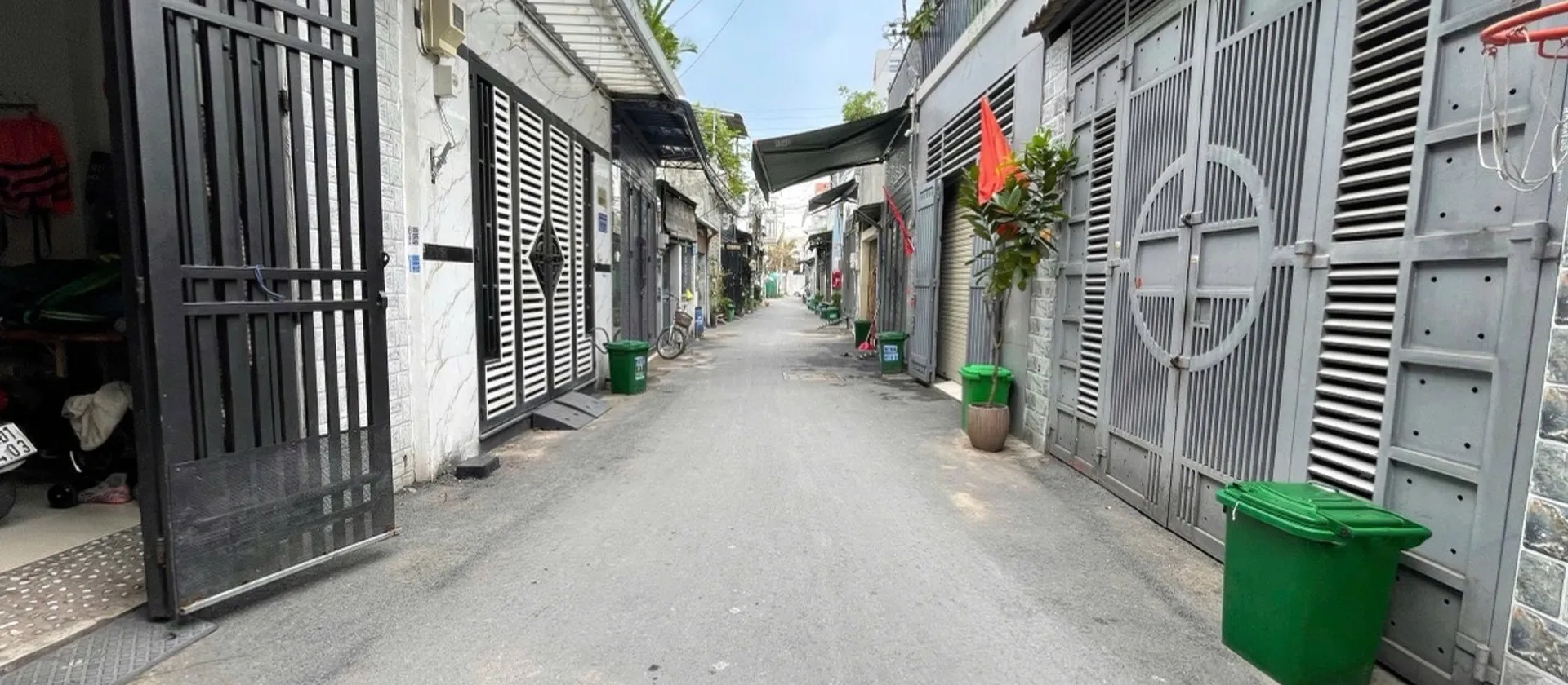 Nhà riêng 2 tầng mặt tiền rộng tại phường Tân Thới Hiệp, TP Hồ Chí Minh... Bán nhà riêng tại Tân Thới Hiệp, Hồ Chí Minh 01