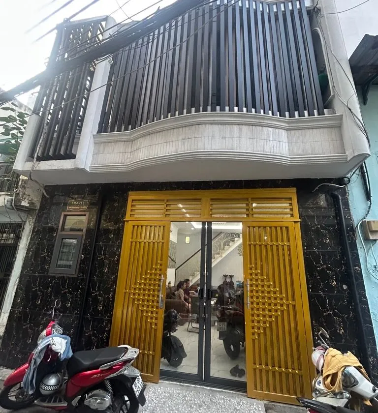 Nhà 2 Tầng Hẻm Xe Hơi Tân Bình, Rộng 39m², Giá Tốt... Bán owner_side tại Bảy Hiền, Hồ Chí Minh 01