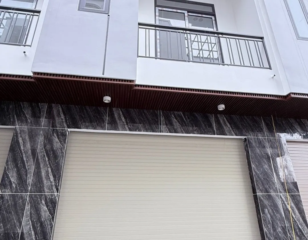Nhà 4 tầng mới tinh, ô tô vào tận cửa, vị trí vàng cạnh mặt đường lớn... Bán nhà riêng tại An Hải, Hải Phòng 01