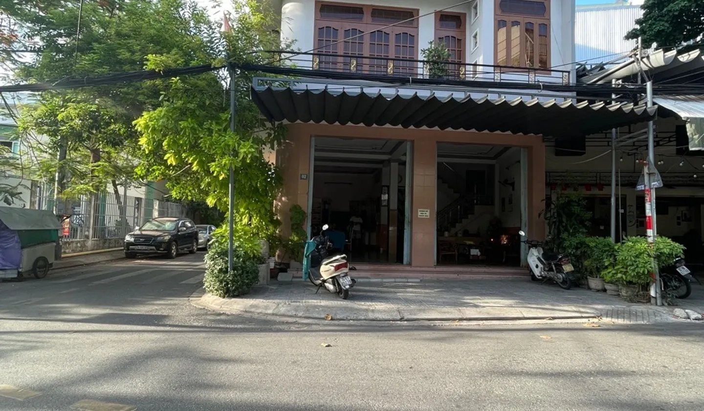 Cơ hội sở hữu nhà mặt phố 3 tầng lô góc 2 mặt tiền tại quận Thanh Khê Đà Nẵng... Bán nhà mặt phố tại Thanh Khê, Đà Nẵng 01