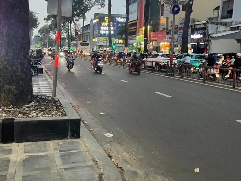 Nhà Đẹp Trung Tâm, Giá Sốc - Tiện Nghi Đầy Đủ... Bán nhà riêng tại Vườn Lài, Hồ Chí Minh 01