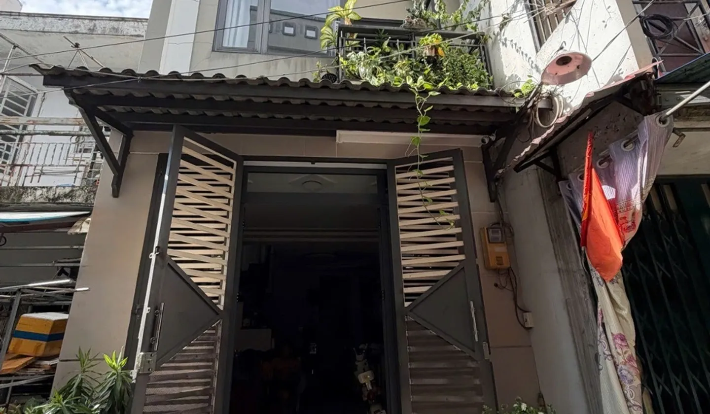 Bán nhà riêng 4 tầng tại Bình Hưng Hòa, gần Lê Văn Quới, diện tích 31m2... Bán nhà riêng tại Bình Hưng Hòa, Hồ Chí Minh 01