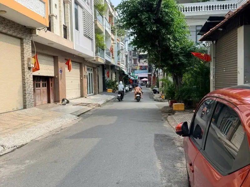 Nhà đẹp 4 tầng Tân Phú, giá hấp dẫn gần trung tâm... Bán nhà riêng tại Tân Sơn Nhì, Hồ Chí Minh 01