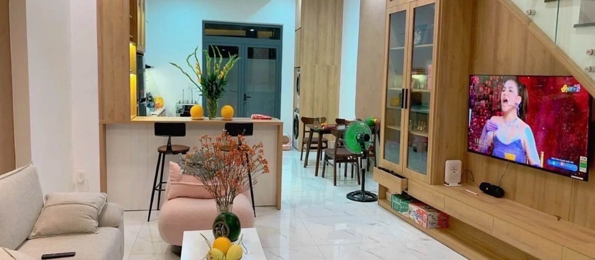 Bán Nhà Tân Thới Nhất 2 tầng cực đẹp, sân vườn rộng, tặng nội thất... Bán nhà riêng tại Đông Hưng Thuận, Hồ Chí Minh 01