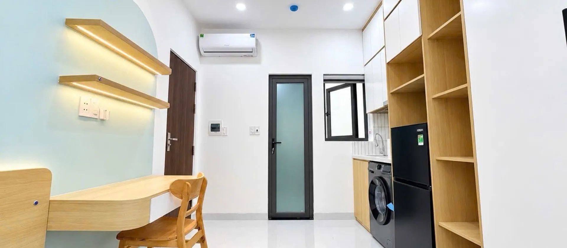 Chiếc Lá Vàng: Nhà Phan Huy Ích 6 Tầng, Thang Máy, Kênh Thuê Tốt... Bán nhà riêng tại An Hội Tây, Hồ Chí Minh 01