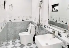 Bán nhà 5 tầng lô góc mặt phố Yên Bình 2 ô tô tránh, diện tích 35 m2, giá 5.5 tỷ... Bán nhà riêng tại Yên Nghĩa, Hà Nội 06