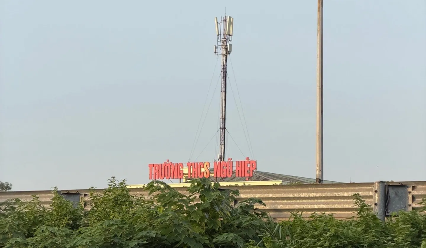 BÁN ĐẤT TẶNG NHÀ - ĐƯỜNG THÔNG Ô TÔ TRÁNH - 50M - GIÁ NHỈNH 7 TỶ... Bán nhà riêng tại Nam Phù, Hà Nội 01
