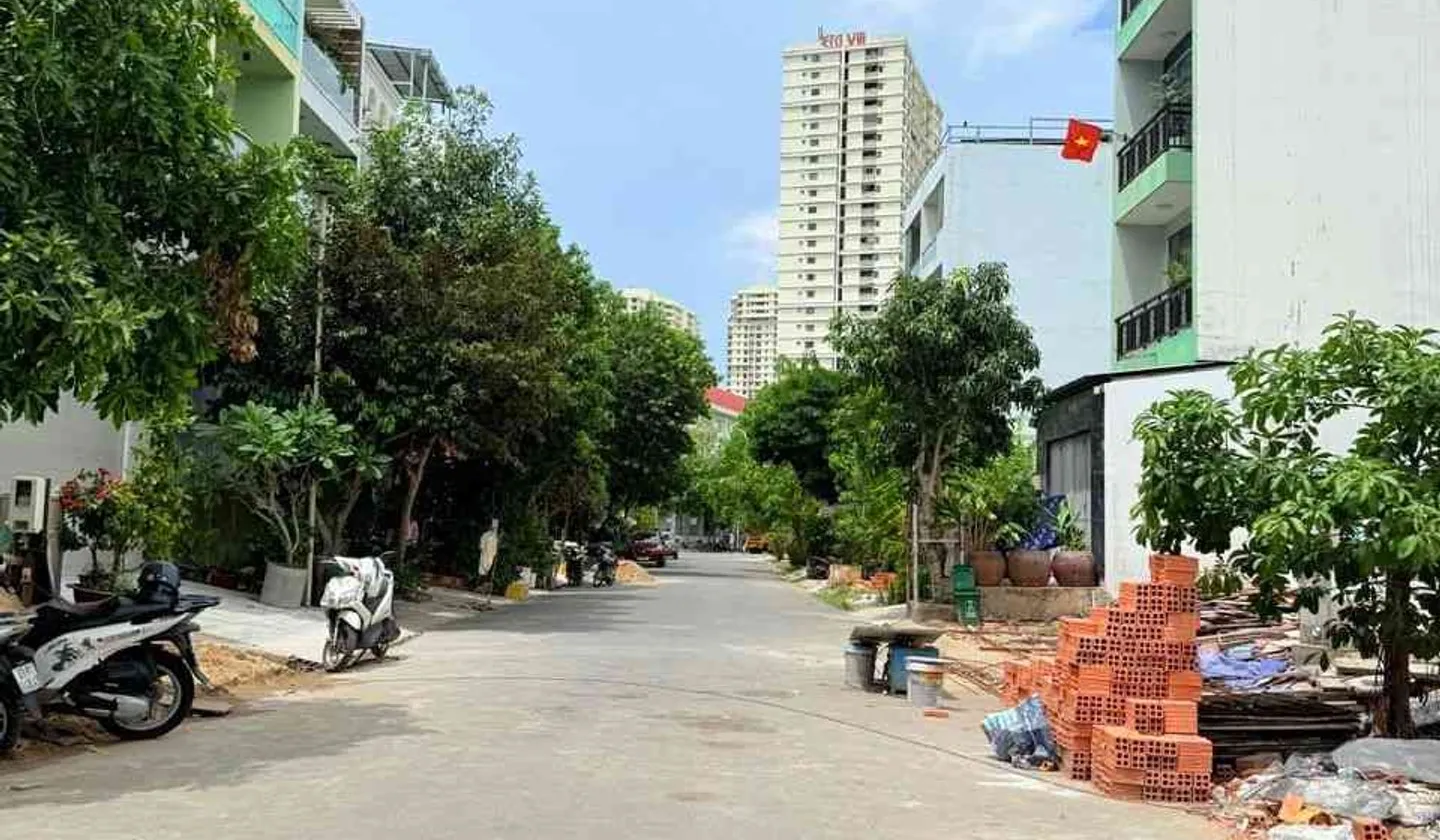 Bán nhà mặt phố 4 tầng phường Tân Mỹ, Quận 7 - diện tích 90m2, mặt tiền 5m, giá 18.6 tỷ... Bán nhà mặt phố tại Tân Mỹ, Hồ Chí Minh 01
