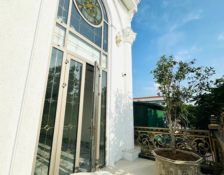 Biệt thự view hồ, kinh doanh đỉnh ở quận Long Biên... Bán nhà mặt phố tại Long Biên, Hà Nội 01