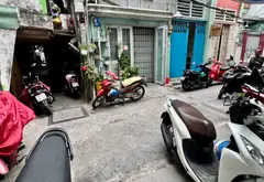 Nhà 3 tầng đẹp, hẻm ba gác, đâu cần phải xa trung tâm... Bán nhà riêng tại Xuân Hòa, Hồ Chí Minh 02