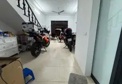 Nhà 3 tầng 102m2 trung tâm Cầu Giấy, giá 24.5 tỷ... Bán nhà riêng tại Nghĩa Đô, Hà Nội 06
