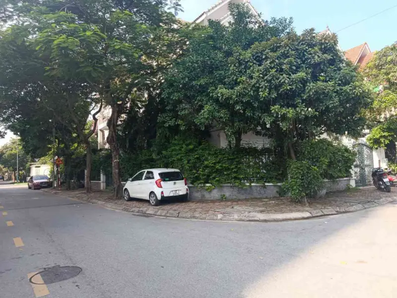 BÁN NHÀ BIỆT THỰ RIÊNG 230m2 TRUNG TÂM KĐT SÀI ĐỒNG... Bán biệt thự, liền kề tại Phúc Lợi, Hà Nội 01
