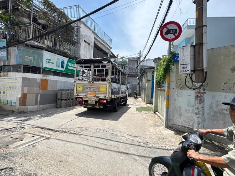 Bán nhà 2 tầng 68m² hẻm xe tải phường Bình Trưng, Quận 2 giá 4.2 tỷ - LH: 0918604219 C.Loan... Bán nhà riêng tại Bình Trưng, Hồ Chí Minh 01