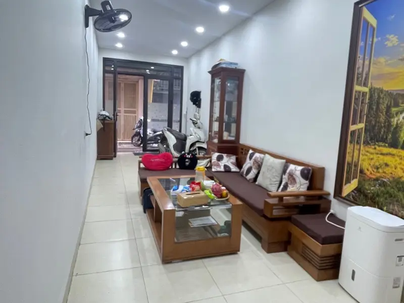 Cơ hội sở hữu nhà Ngọc Lâm ngõ thoáng, nông, ô tô nhỏ đỗ cửa, full nội thất... Bán nhà riêng tại Bồ Đề, Hà Nội 01