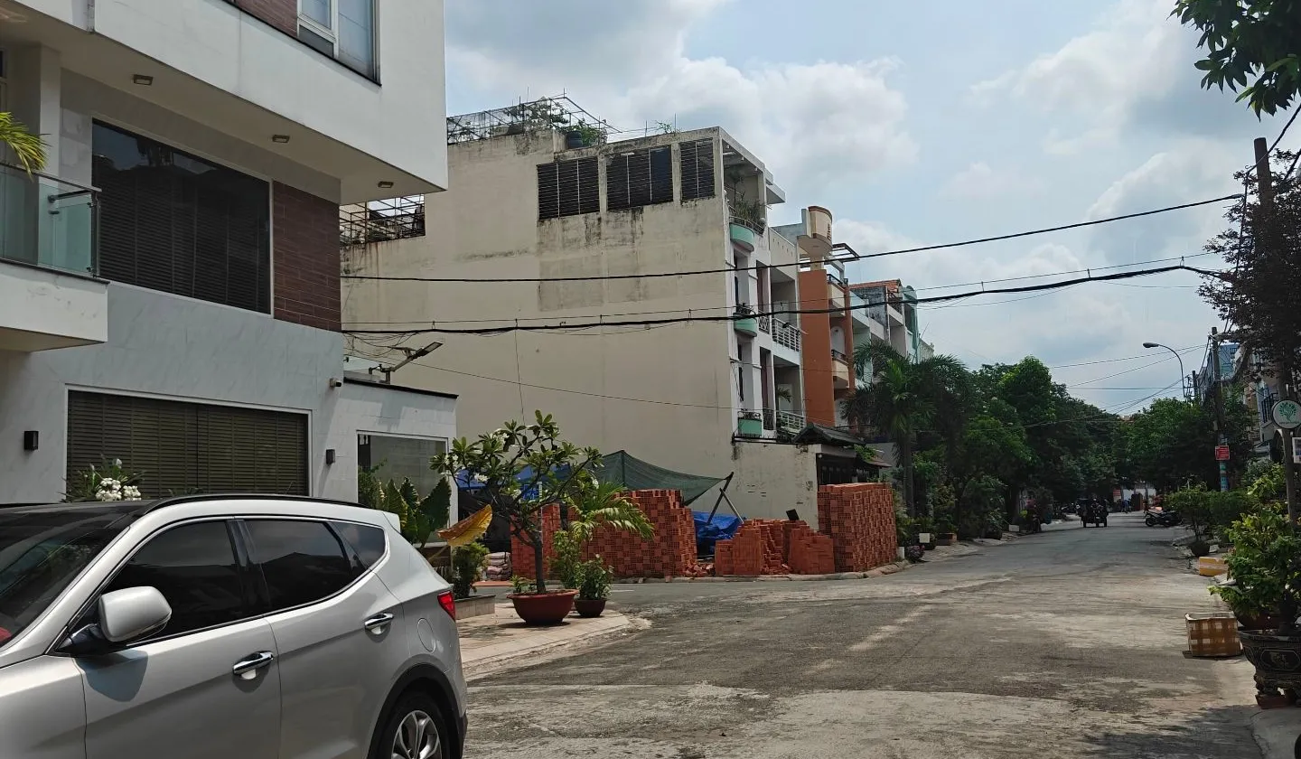 Bán nhà mặt phố 4 tầng tại Bình Trị Đông B, Bình Tân, diện tích 80m², pháp lý cơ sở... Bán nhà mặt phố tại An Lạc, Hồ Chí Minh 01