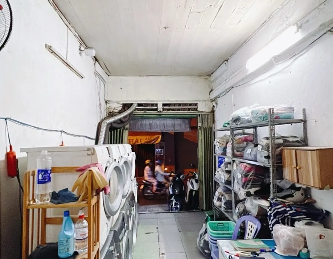 Bán nhà mặt phố 3 tầng 57m2 tại Quận 4 giá nhỉnh 11,xtỷ... Bán nhà mặt phố tại Xóm Chiếu, Hồ Chí Minh 01