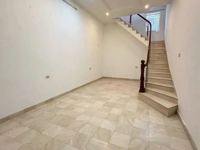 Nhà 2 tầng có sân riêng tại Tô Hiệu – không gian sống chuẩn chất... Bán nhà riêng tại Lê Chân, Hải Phòng 01