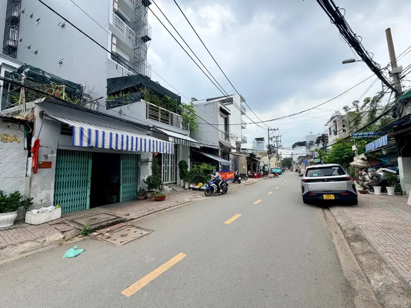 Bán nhà mặt phố Dã Tượng, mặt tiền rộng 3.3m, tiện xây mới kinh doanh hoặc văn phòng... Bán nhà mặt phố tại Chánh Hưng, Hồ Chí Minh 01