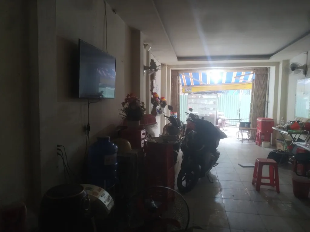 Bán nhà mặt phố mặt tiền 4m, diện tích 81m² tại phường 14, quận Tân Bình... Bán nhà mặt phố tại Bảy Hiền, Hồ Chí Minh 01