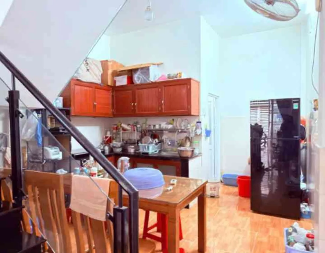 🏡 Gần mặt tiền – 4×12m | Nhà còn mới, vào ở ngay
📐 Nhà trệt lầu, 2PN – 2WC, ban công thoáng mát.... Bán nhà riêng tại Tân Sơn Nhì, Hồ Chí Minh 01