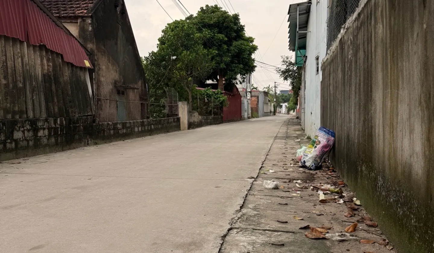SIÊU PHẨM ĐẤT HIẾM - KINH DOANH - Ô TÔ TRÁNH - VIEW DÒNG SÔNG THƠ... Bán đất tại Khoái Châu, Hưng Yên 01
