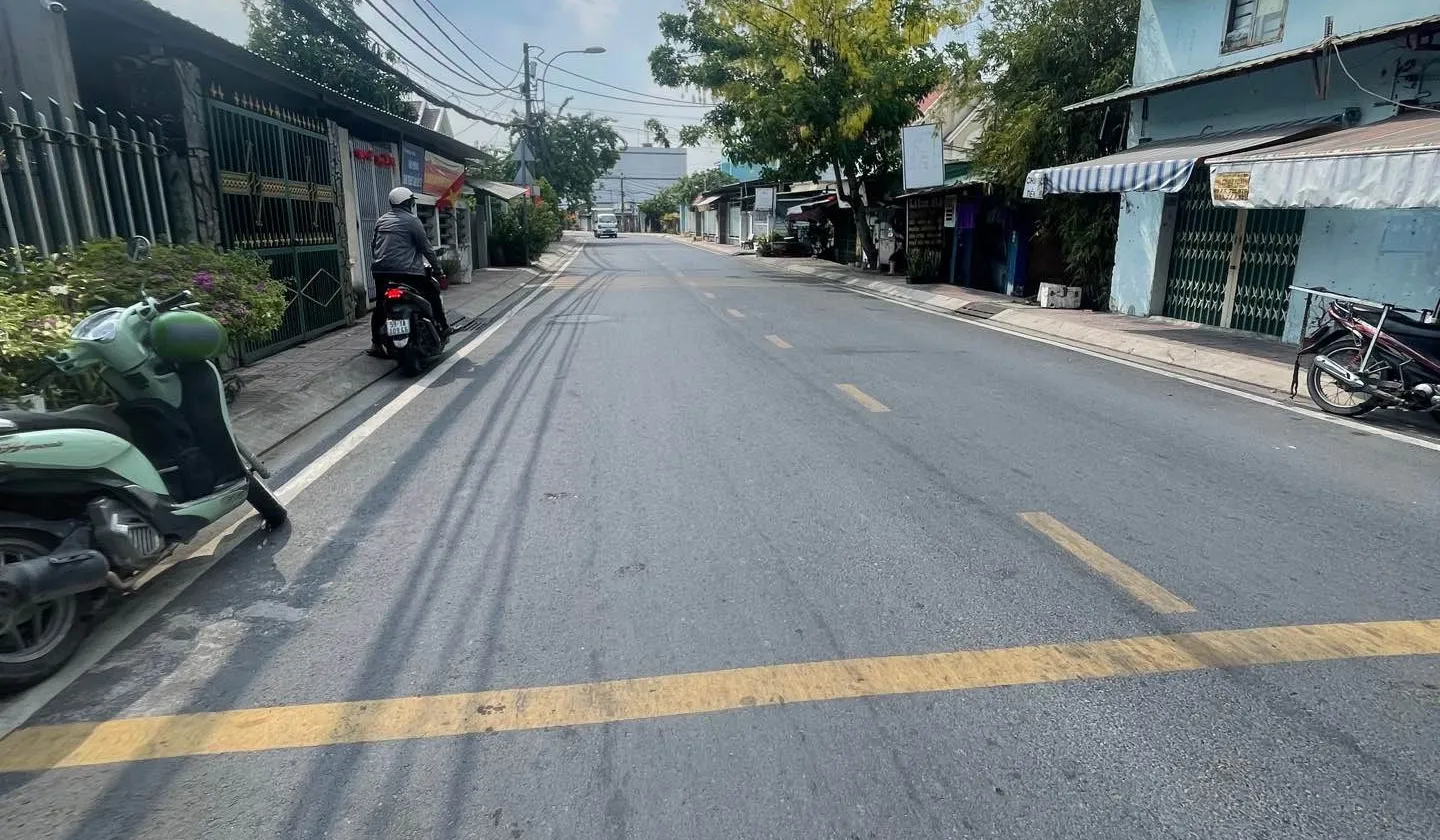SOS Chủ gấp bán hạ thẳng 700tr
🔥 NHÀ MẶT TIỀN KINH DOANH – SÁT KDC TANIMEX – CHỈ 50M RA TÔ KÝ 🔥... Bán nhà mặt phố tại Bà Điểm, Hồ Chí Minh 01
