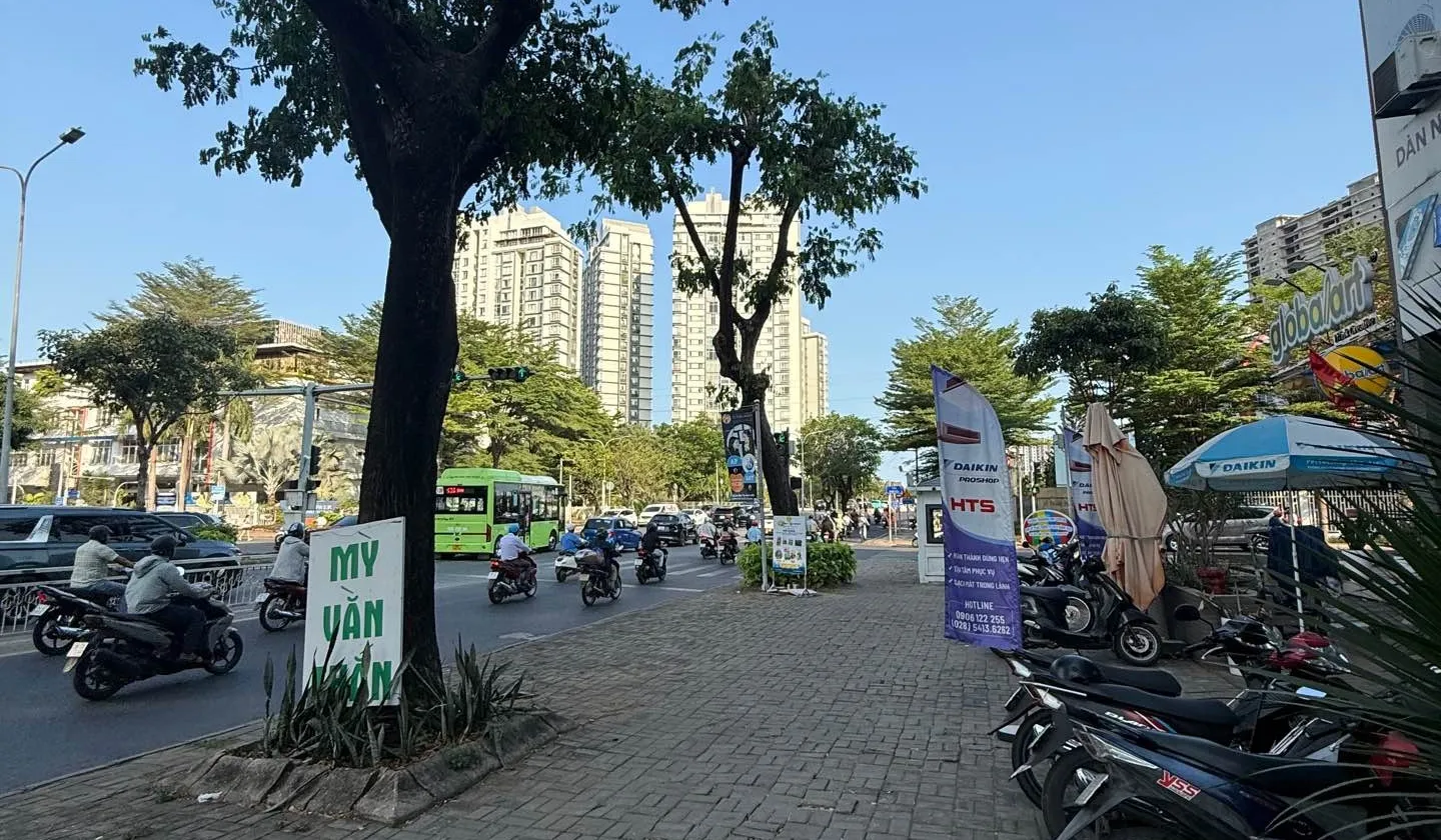 Căn hộ 2 tầng mặt tiền đắc địa, giảm 2 tỷ siêu chất... Bán căn hộ chung cư tại Tân Phú, Hồ Chí Minh 01