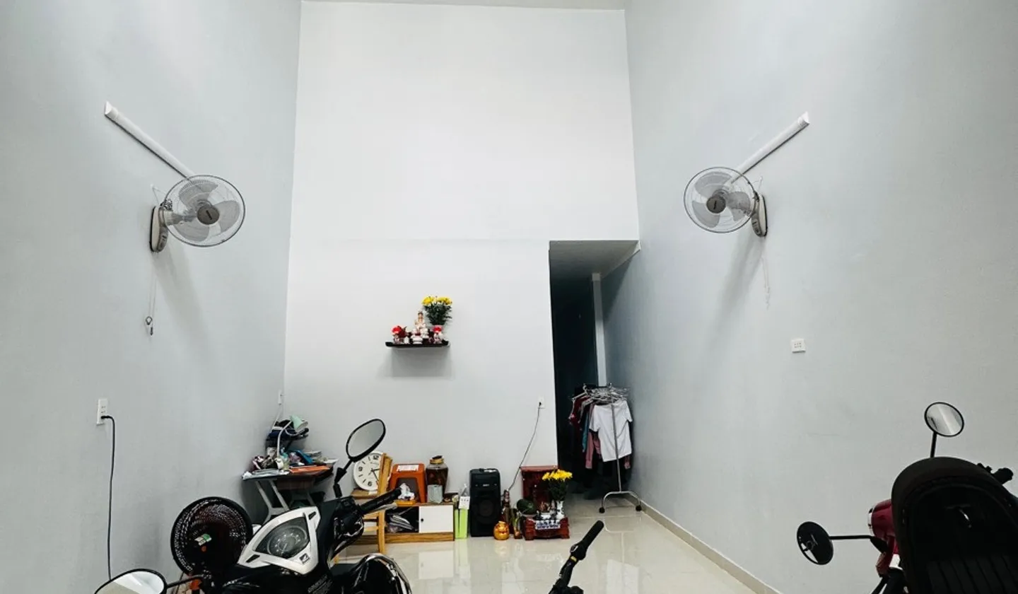 🔥 GIẢM CÒN 4.59 T.Ỷ – TRƯƠNG THỊ HOA – XE HƠI NGỦ TRONG NHÀ... Bán nhà riêng tại Tân Thới Hiệp, Hồ Chí Minh 01