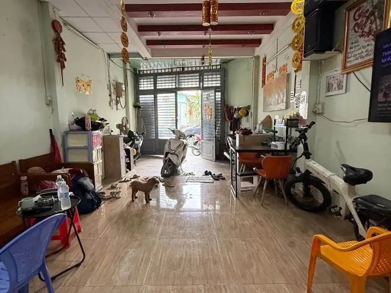Nhà 2 Tầng Gần Chợ Lạc Quang, Giá Tốt Cho Gia Đình 4 Phòng Ngủ... Bán nhà riêng tại Đông Hưng Thuận, Hồ Chí Minh 01