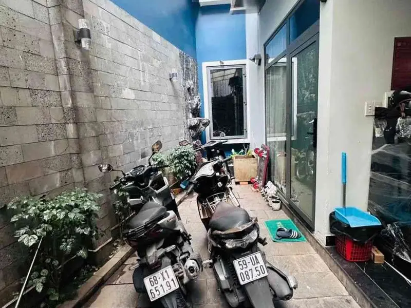 Cao cấp - Trung tâm Bến Thành - 5 tầng tinh tế... Bán nhà riêng tại Bến Thành, Hồ Chí Minh 01